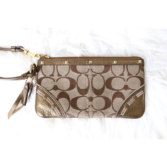 Authentic Classic Coach Canvas Wristlet - Picture 6 of 6